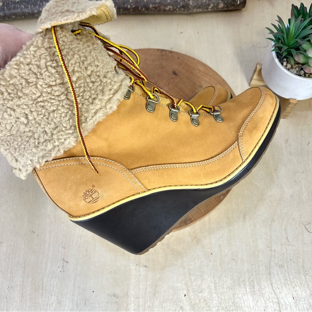 Timberland EK Meriden Warm-Lined Fold Down Wedge Boots – Wheat (Size 9.5) - Picture 13 of 16